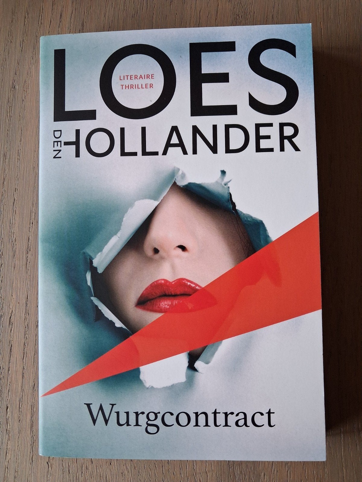 Loes den Hollander - Wurgcontract, Ophalen of Verzenden, Zo goed als nieuw, Loes den Hollander, Nederland
