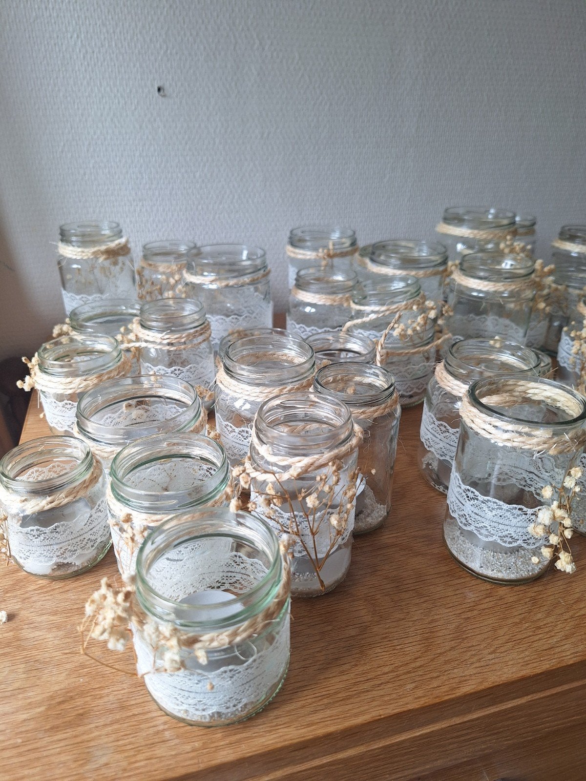 GLazen potjes met kant en touw voor bruiloft of feestje, Ophalen, Gebruikt, Verjaardag
