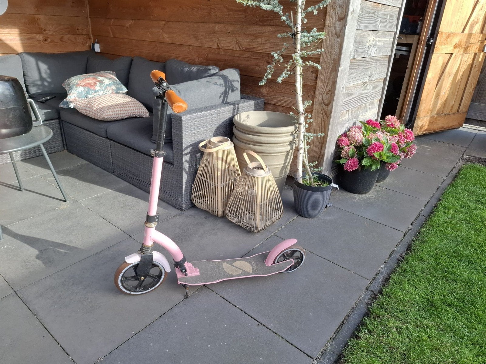 meisjes step, Ophalen, Zo goed als nieuw, Gewone step, Ridestory