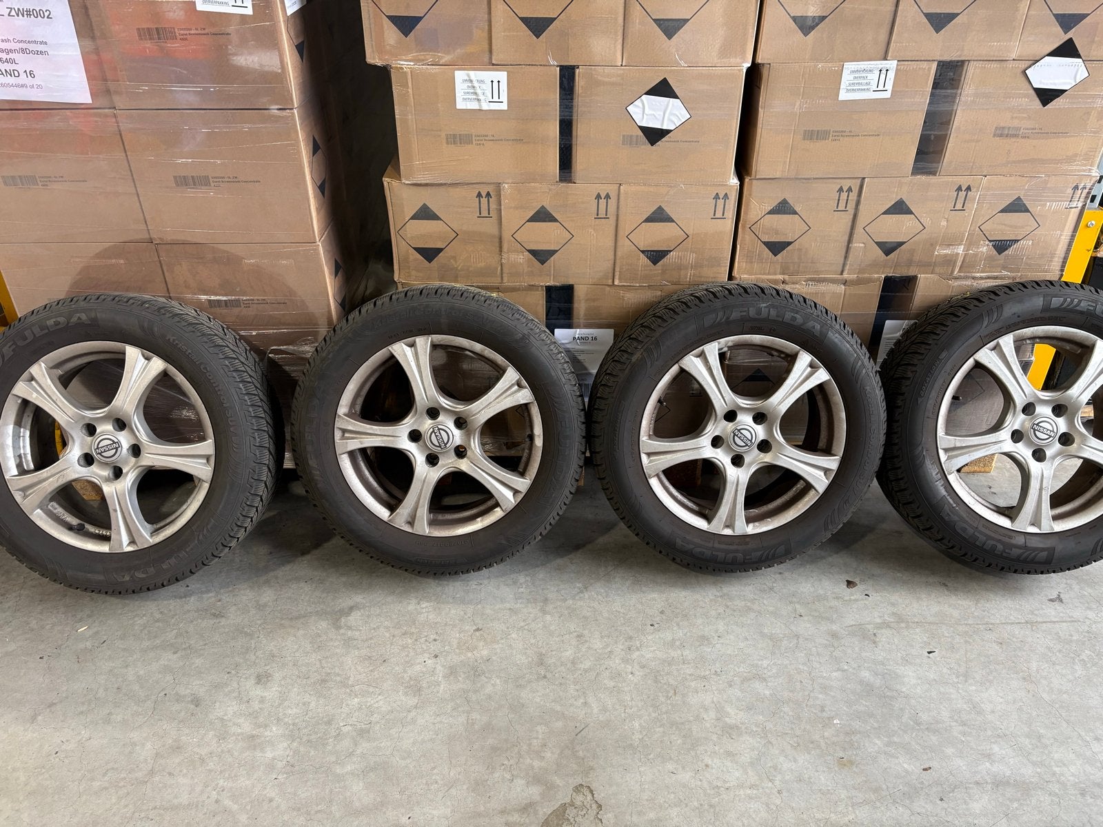 Velgen met banden voor Nissan Qashqai J10 - 215/60R17, Auto-onderdelen, Banden en Velgen, Ophalen, Banden en Velgen, 17 inch, Winterbanden