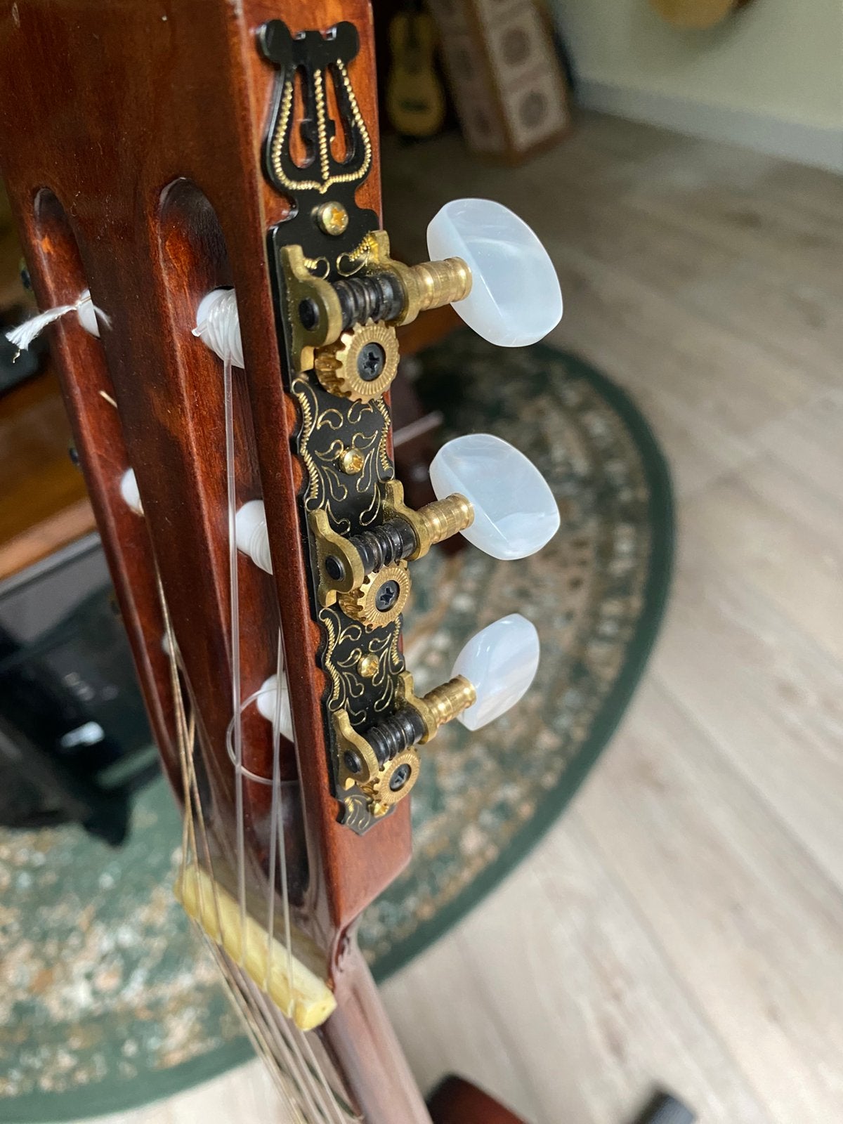 Foto 6 van Helmut Hanika Model 25 (1983) – Duitse kwaliteitsgitaar