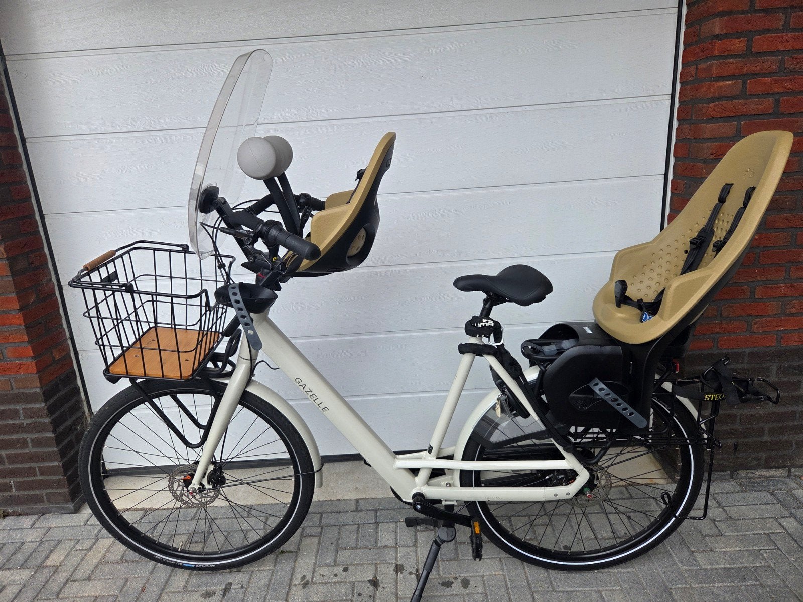 Gazelle Bloom moederfiets - Framemaat 57, Fietsen en Brommers, Ophalen, (Extra) lage instap, 56 cm of meer, Zo goed als nieuw