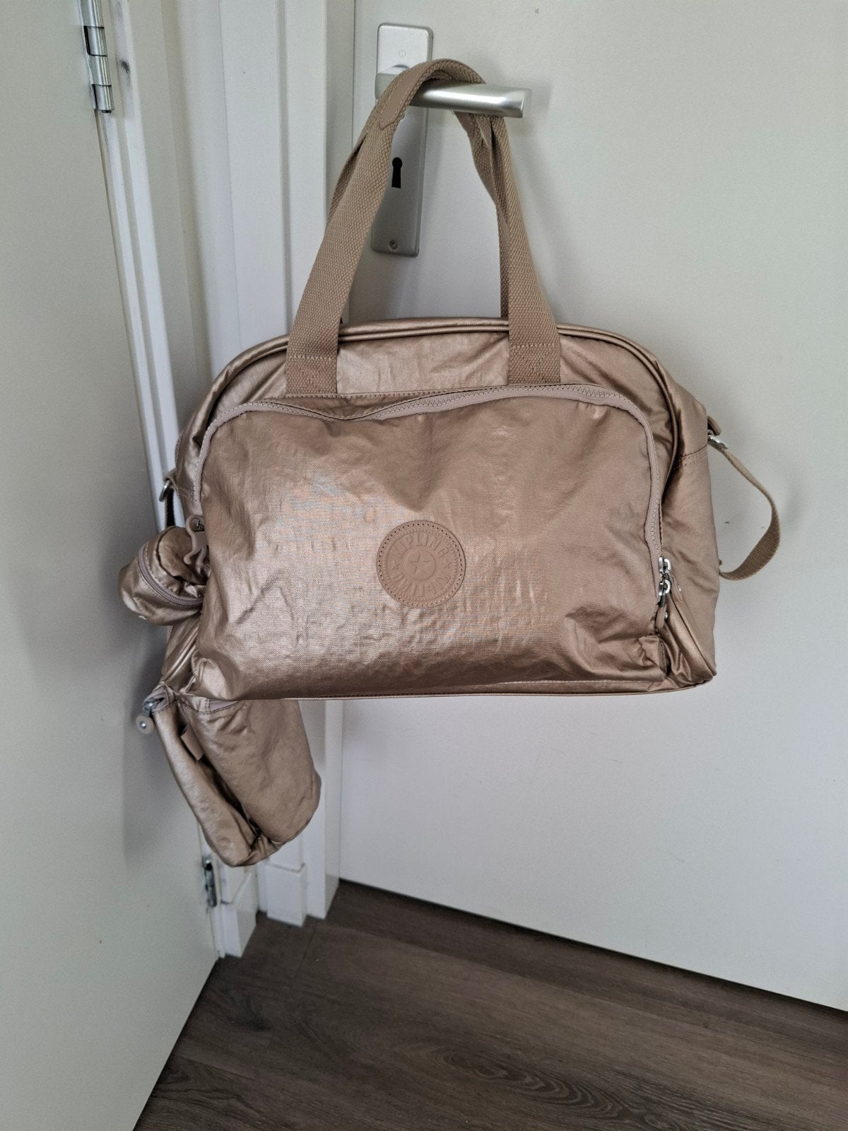 Nieuw Kipling Verzorgingstas Goud met Verschoningsmatje, Verzorgingstas, Overige merken, Nieuw, Ophalen of Verzenden