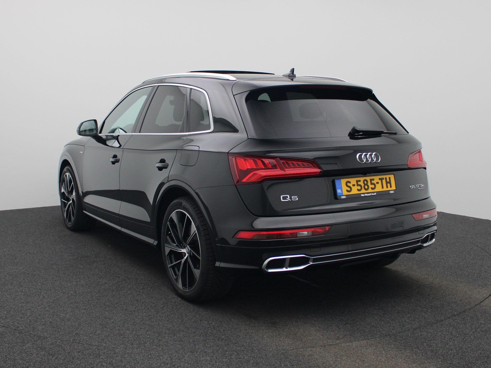 Audi Q5 55 TFSI e quattro Competition | Automaat | Panoramad, Auto's, 12 maanden, 4 cilinders, Zwart, Bedrijf