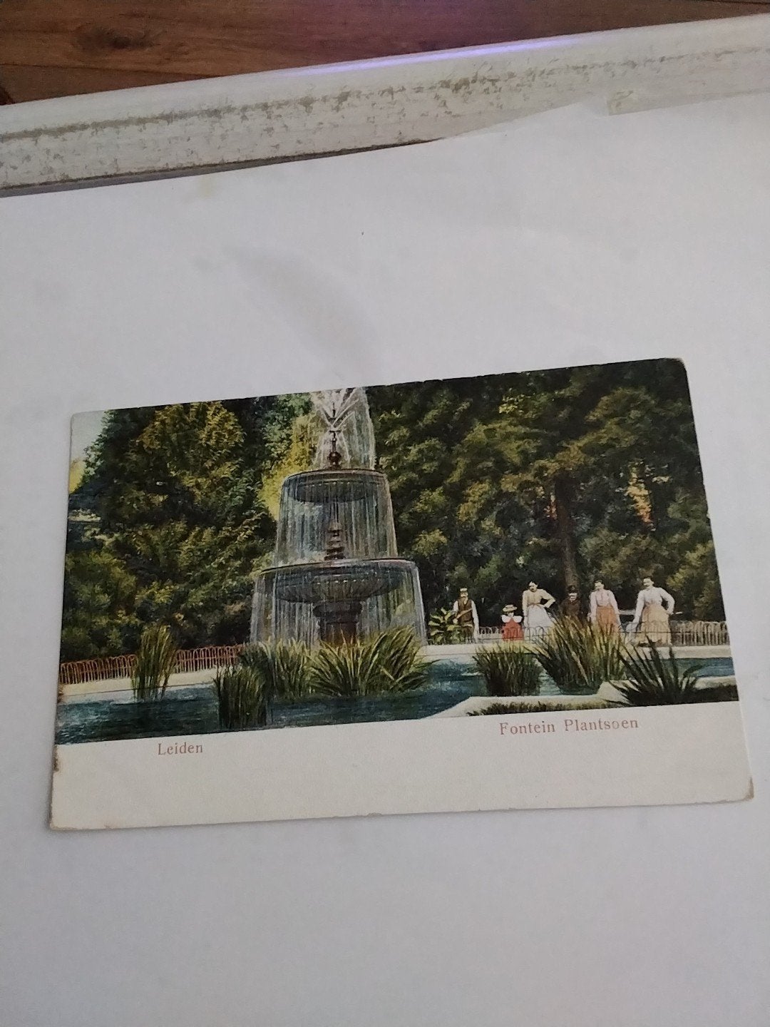 Oude briefkaart Leiden Fontein Plantsoen, Ophalen of Verzenden, Voor 1920, Ongelopen, Zuid-Holland