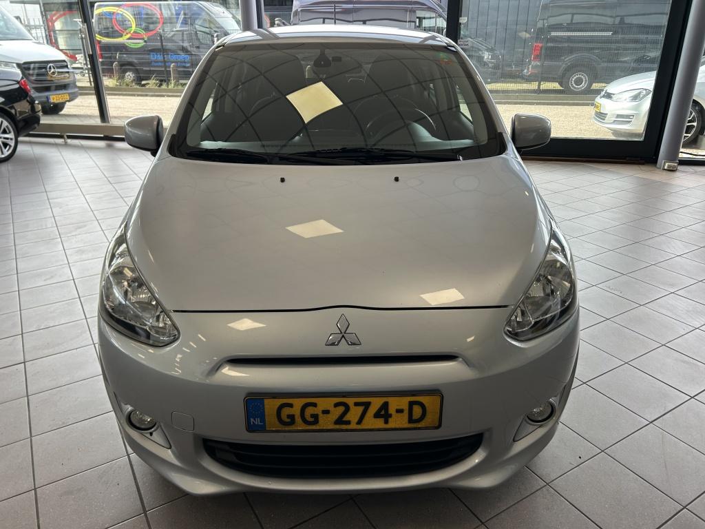Mitsubishi Space Star 1.0 Bright AUTOMAAT Eerste Eig BJ 2015, Gebruikt, Euro 6, 840 kg, Origineel Nederlands
