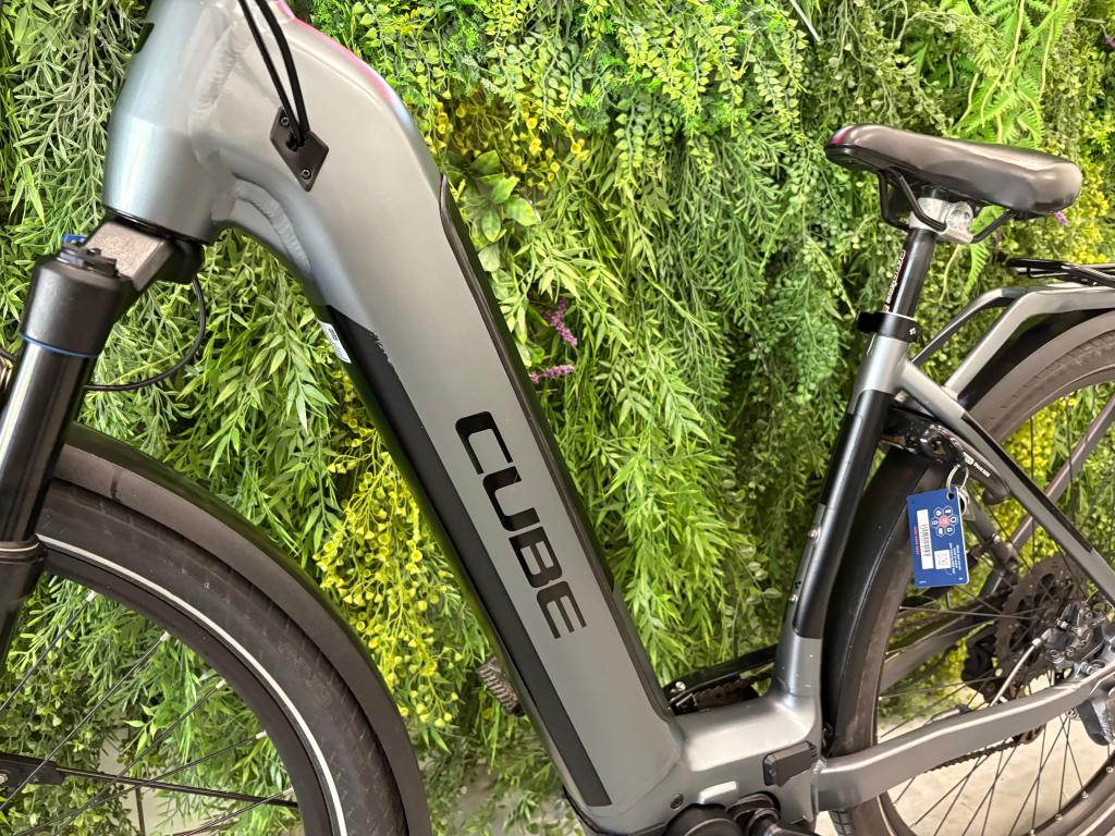 Cube Kathmandu – Bosch Performance CX 85Nm - 625Wh - 48cm, Cube Bikes, Info@cube.eu, Ophalen of Verzenden, Zo goed als nieuw
