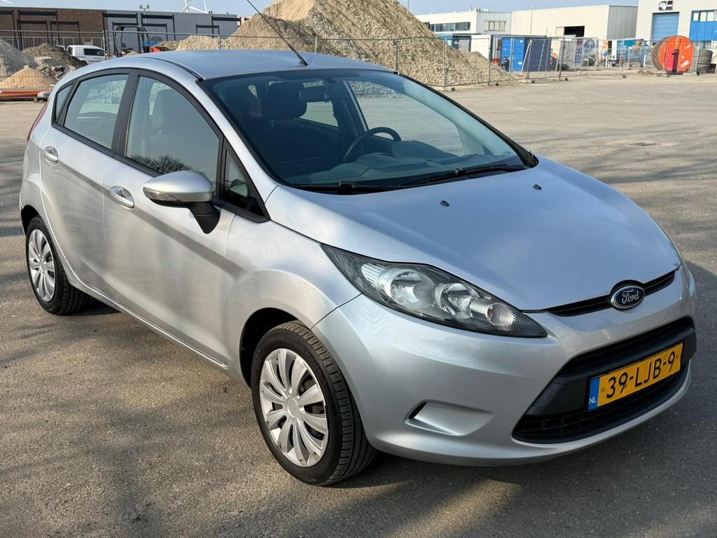 Ford Fiesta 1.25 Limited Airco, trekhaak, Voorwielaandrijving, Stof, 1242 cc, 4 cilinders