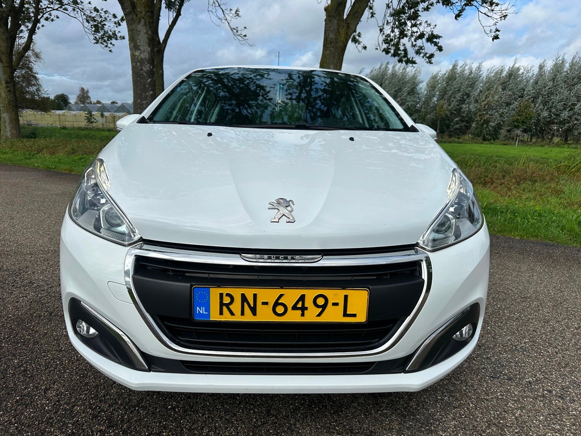 Peugeot 208 1.2 Blue Lion|airco ijskoud|pdc|navi|cruise|nap, Voorwielaandrijving, Stof, Gebruikt, 1199 cc