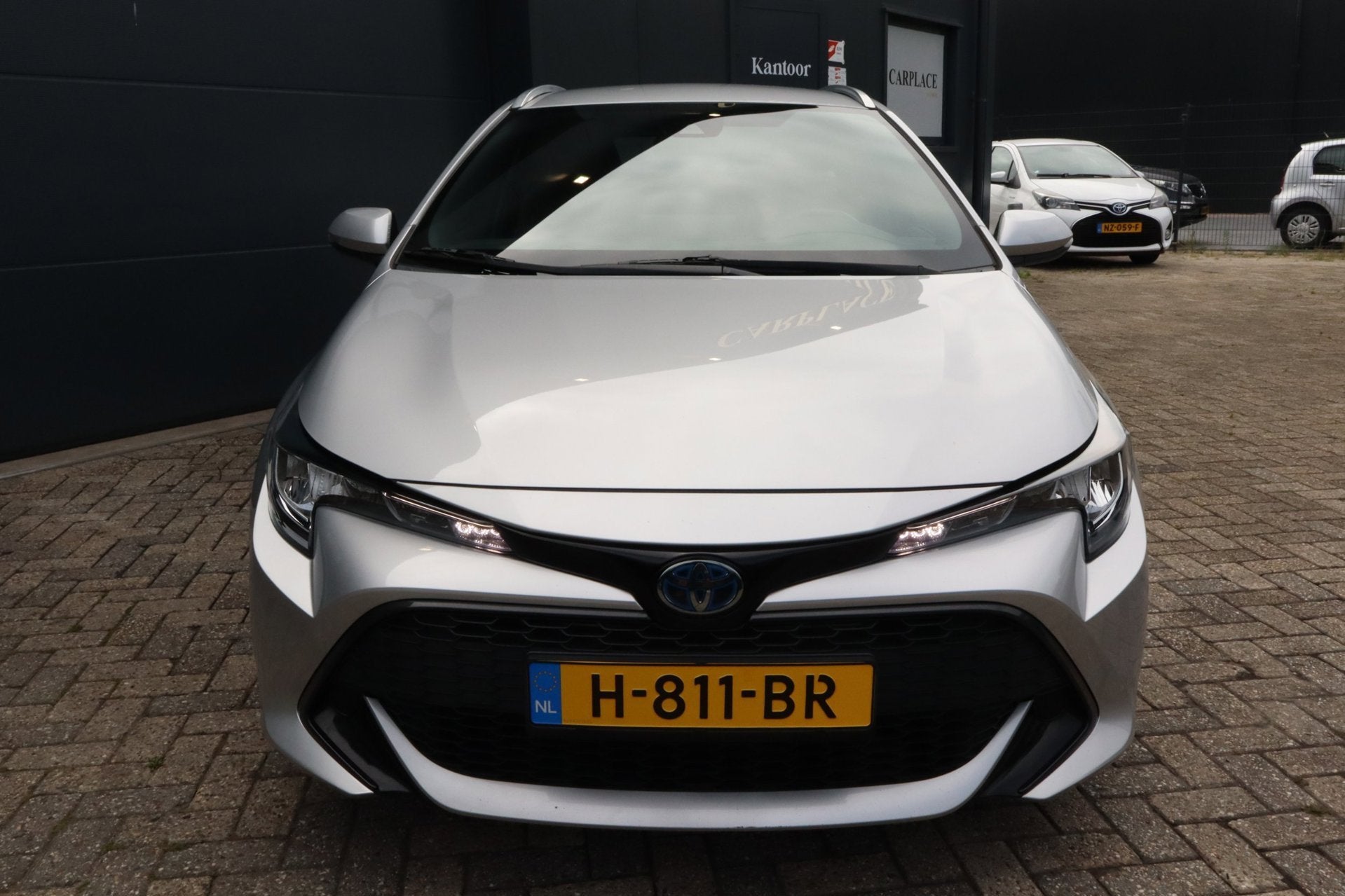 Foto 3 van Toyota Corolla Touring Sports 1.8 Hybrid Active-Vol uitgerus