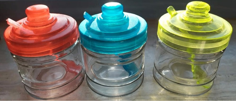 set glazen voorraad-, jampotjes + kunststofdeksel + lepeltje, Pot, Bus of Blik, Nieuw, Ophalen of Verzenden, Glas