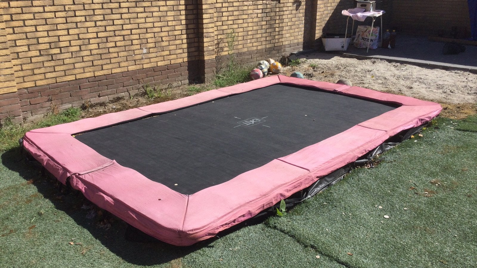 Trampoline om in te graven is verkleurd maar werk nog prima, Ophalen of Verzenden, Gebruikt