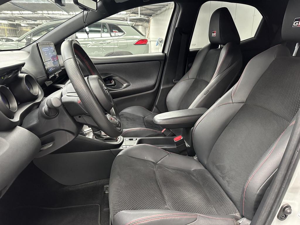 Toyota Yaris 1.5 Hybrid GR Sport SLECHTS 48.043KM, LUXE OPTI, Auto's, Toyota, 450 kg, Gebruikt, 49 €/maand, Hybride Elektrisch/Benzine