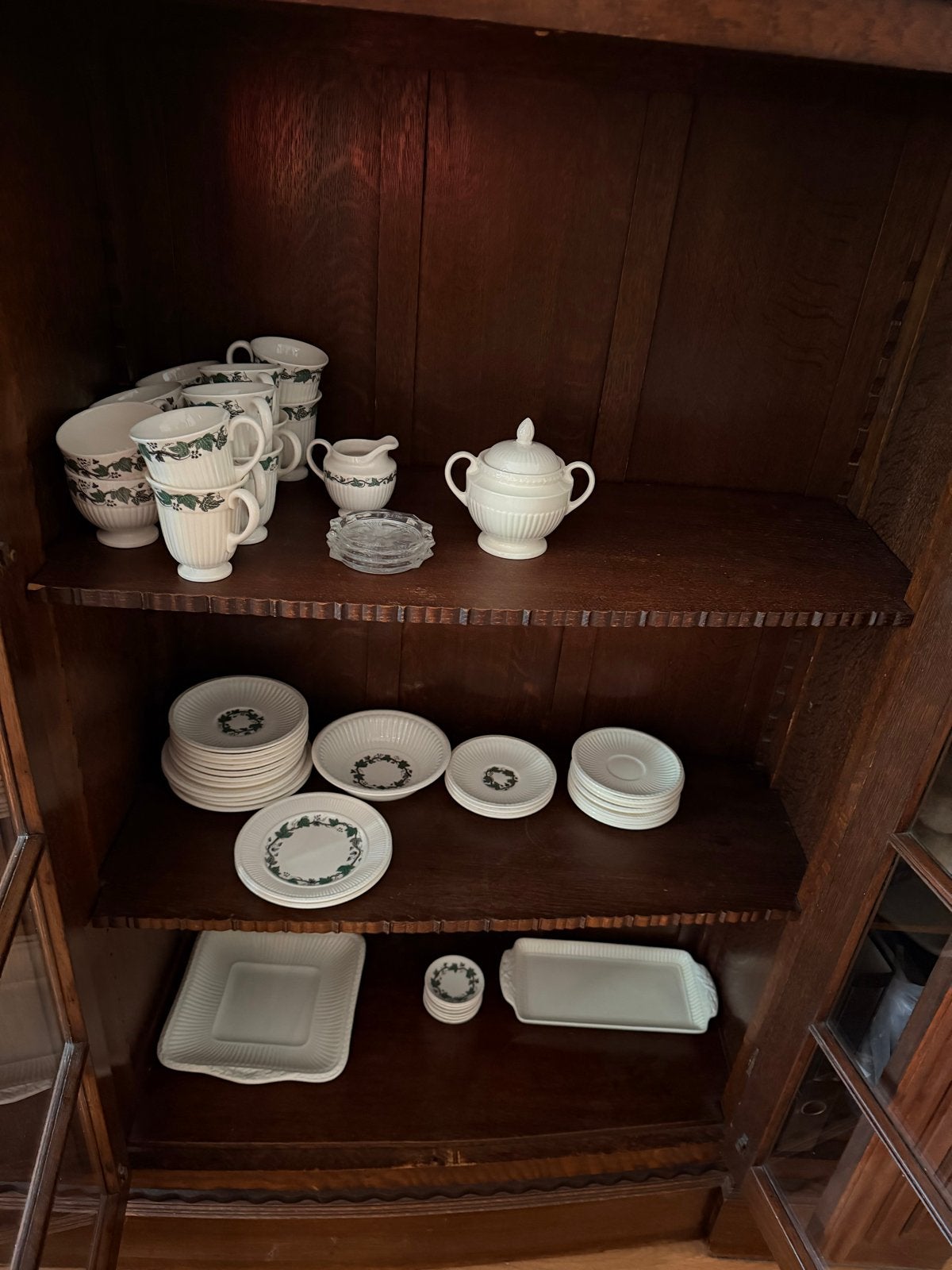 Uitgebreid Wedgwood Servies Set - Etruria Barlaston, Gebruikt, Klassiek, Ophalen of Verzenden, Wedgwood