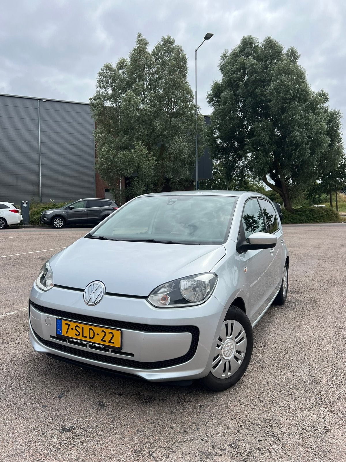 Volkswagen up! 1.0 44KW 2013 inclusief winterbanden!, Voorwielaandrijving, Stof, 840 kg, 4 stoelen