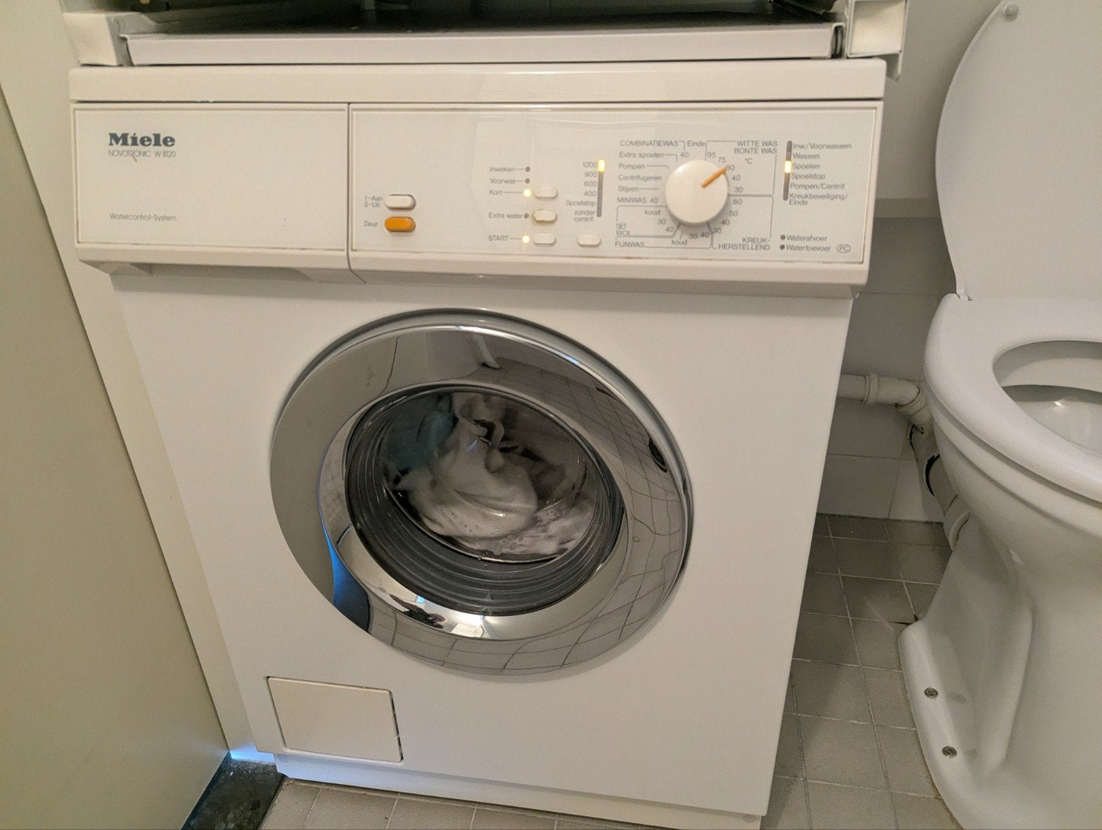 Miele Novotronic W 8120 Wasmachine - Goede staat, Ophalen of Verzenden