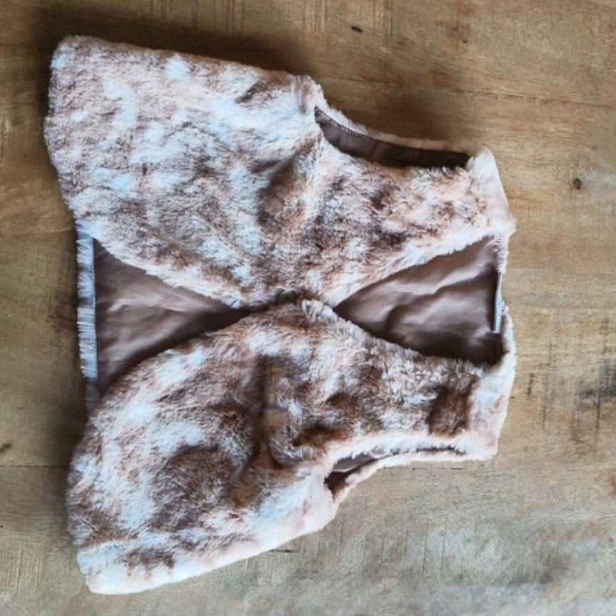 Zacht vestje van Name It, maat 92, Kinderen en Baby's, Kinderkleding | Maat 92, Meisje, Trui of Vest, Ophalen of Verzenden, Zo goed als nieuw