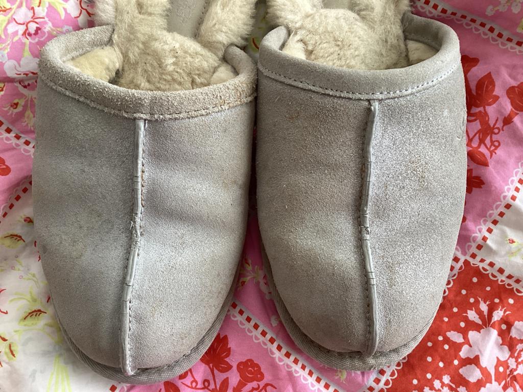 Uggs sloffen maat 37, Kleding | Dames, Ophalen of Verzenden, Zo goed als nieuw, Pantoffels of Sloffen