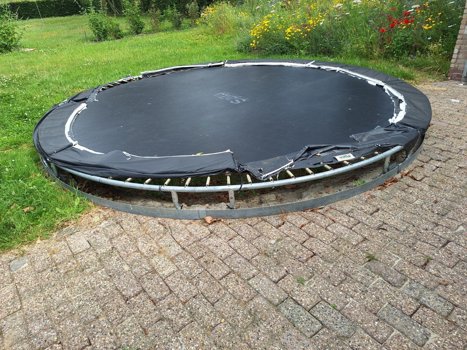Trampoline, Ophalen, Gebruikt