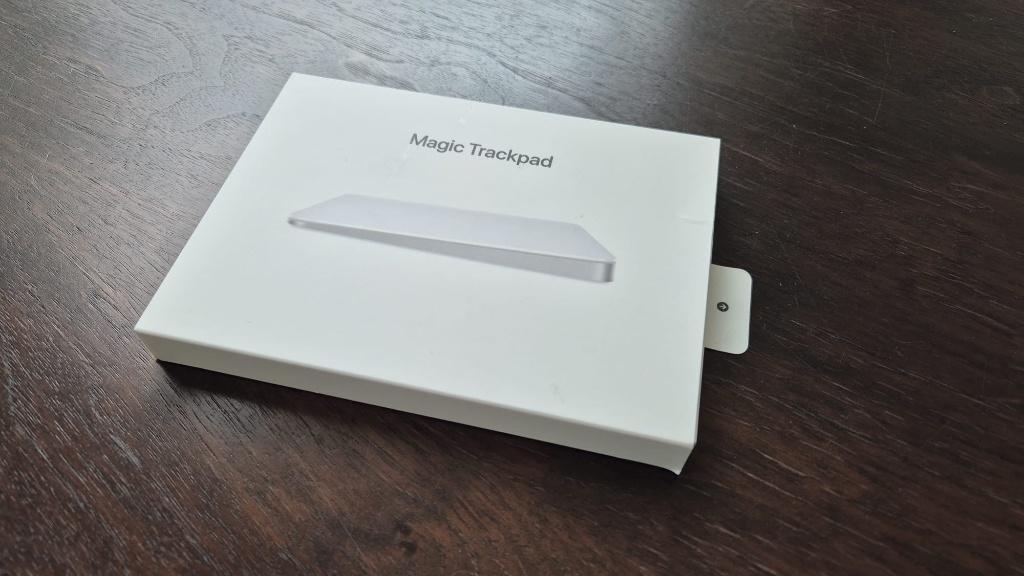 Apple Magic Trackpad wit met originele doos, Computers en Software, Muizen, Ophalen of Verzenden, Zo goed als nieuw, Draadloos