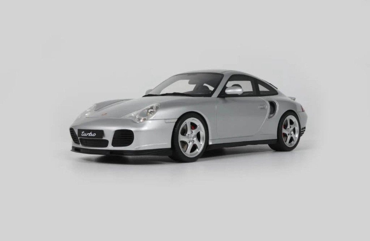 Porsche 911 (996.2) Turbo Polar Silver 2001 GT Spirit 1:18, Hobby en Vrije tijd, Overige merken, Rue de L' Ecusson 2, 56120 Josselin France