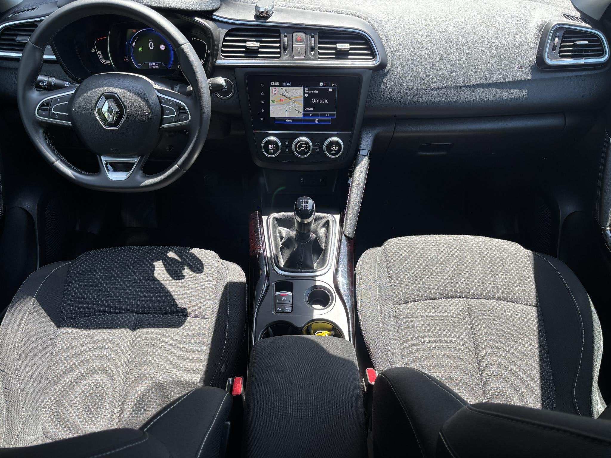 Renault Kadjar 1.3 TCe Zen / Trekhaak / 1500 KG Trekgewicht, Auto's, Voorwielaandrijving, Stof, Gebruikt, Euro 6