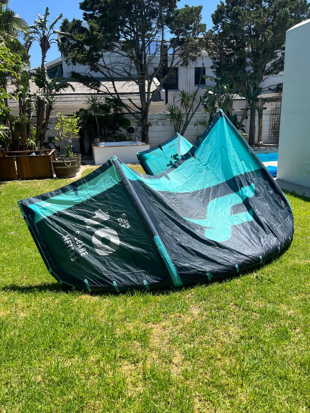 Complete F-One Kiteset: 7m & 10m Kites, Board & Bar, Watersport en Boten, Ophalen, Gebruikt, Kitesurf-set, Twintip