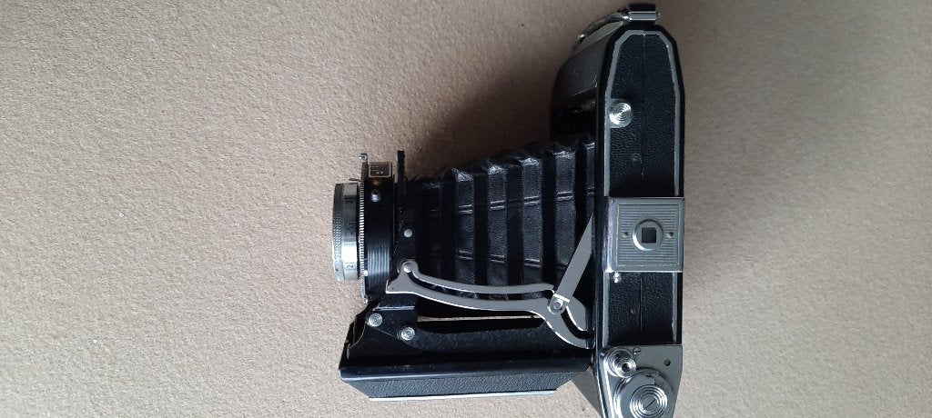 ZEISS IKON IKONTA 521/2 (6x9) vouwcamera + orig. leren tas, Ophalen, Gebruikt, Compact, Overige Merken