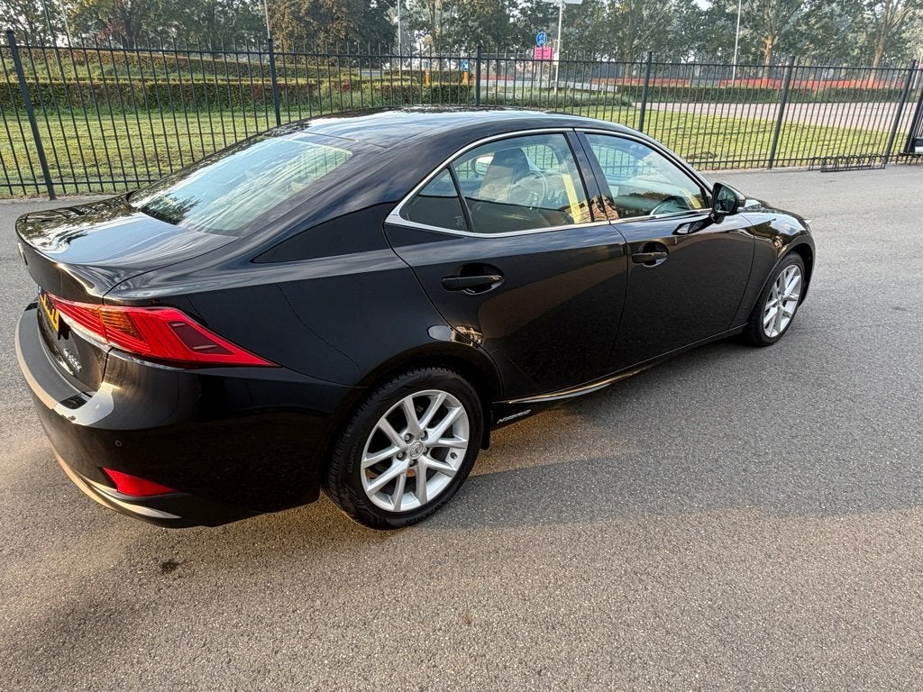 Lexus IS 300h Hybrid, Auto's, Automaat, Achterwielaandrijving, Gebruikt, 181 pk