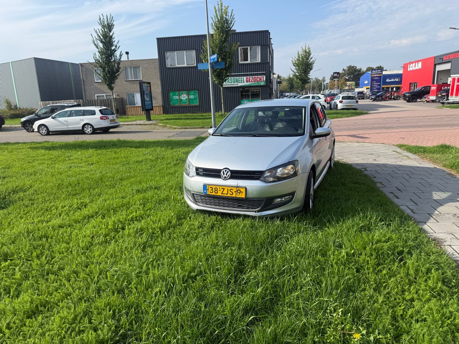 Polo 1.2 benzine  2013  inruil auto word zo verkocht, Auto's, Bedrijf, Te koop