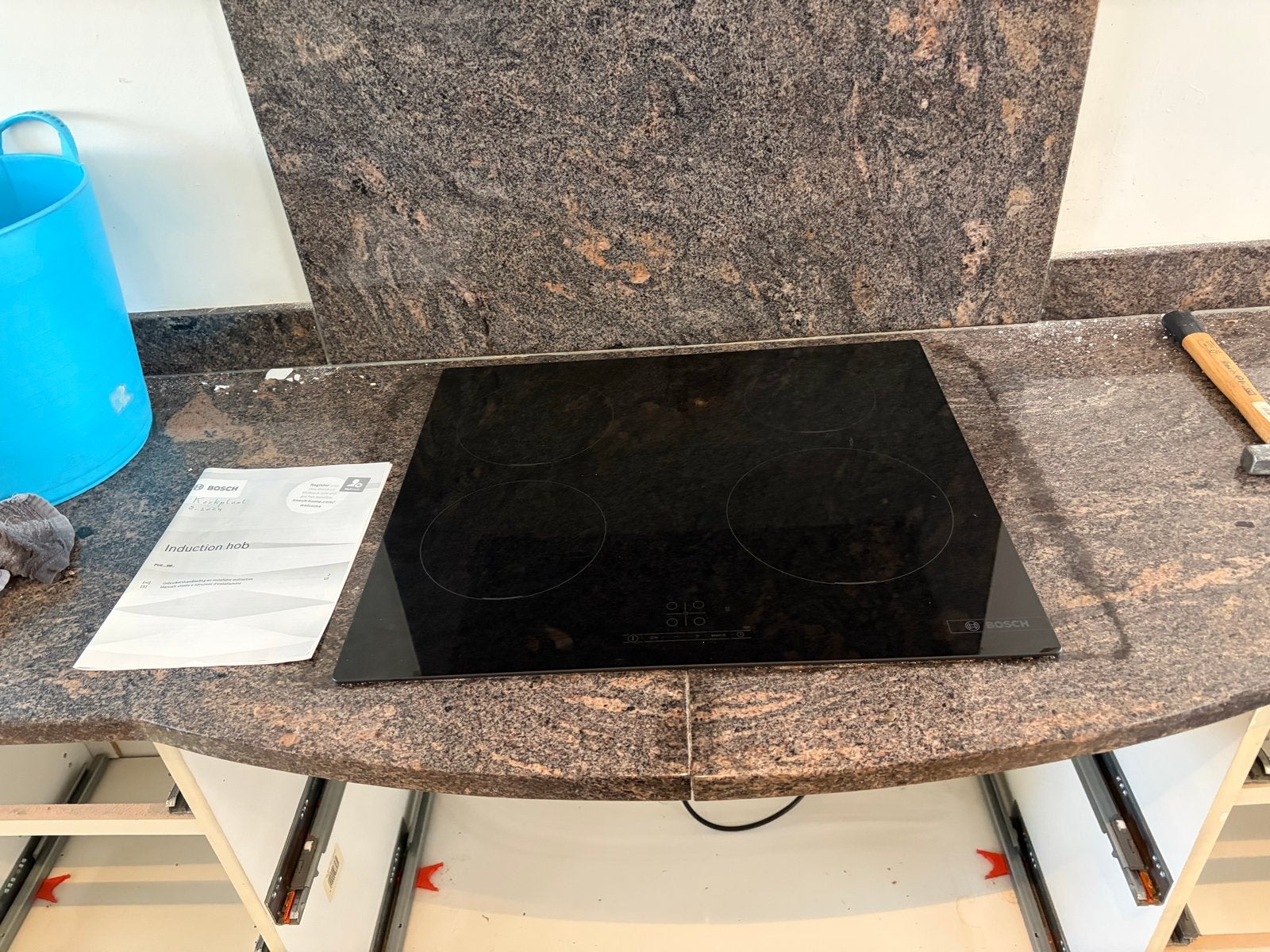 Bosch Inductiekookplaat PUE611BB5E - Zo goed als nieuw, Witgoed en Apparatuur, Kookplaten, Ophalen, 4 kookzones, Zo goed als nieuw