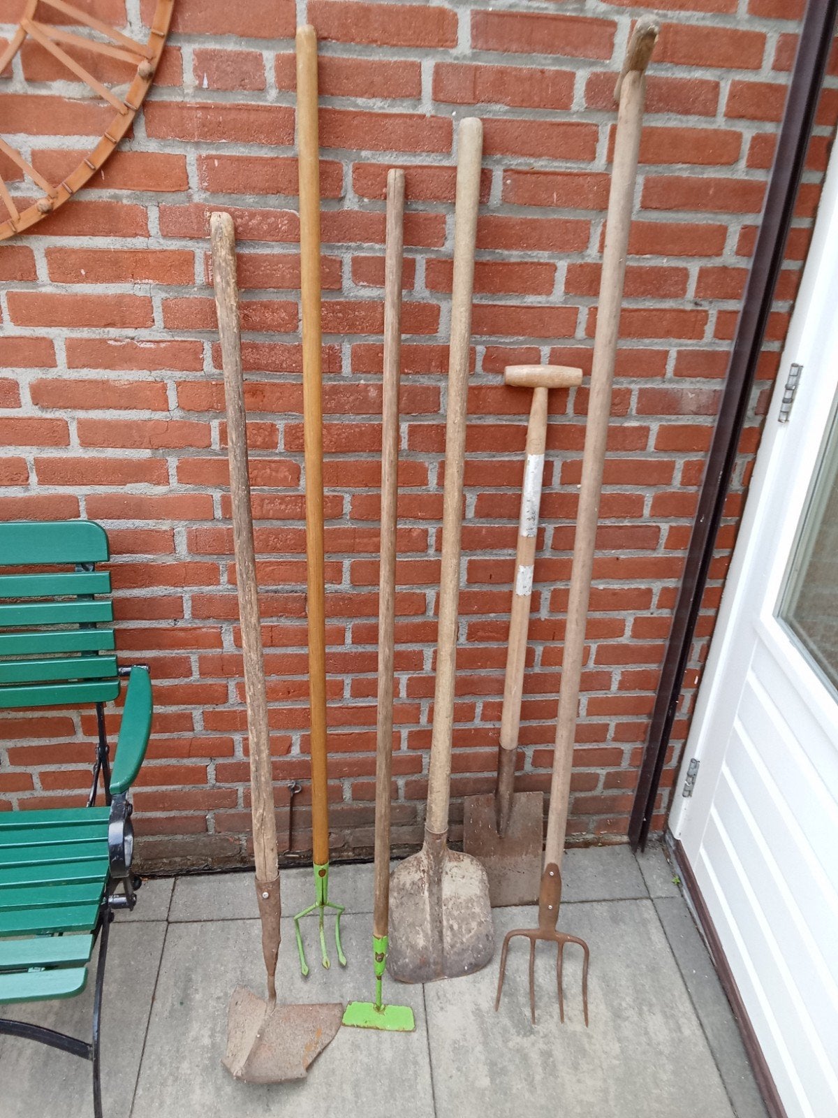 Diverse tuingereedschappen: schoffels, vorken, schoppen, Ophalen, Gebruikt, Schoffel