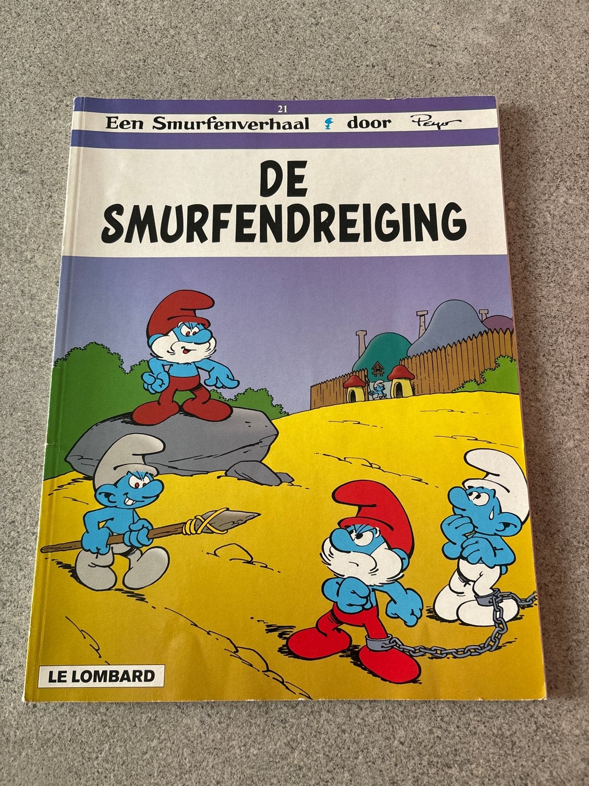 De Smurfendreiging - Een Smurfenverhaal door Peyo, Eén stripboek, Ophalen of Verzenden, Gelezen