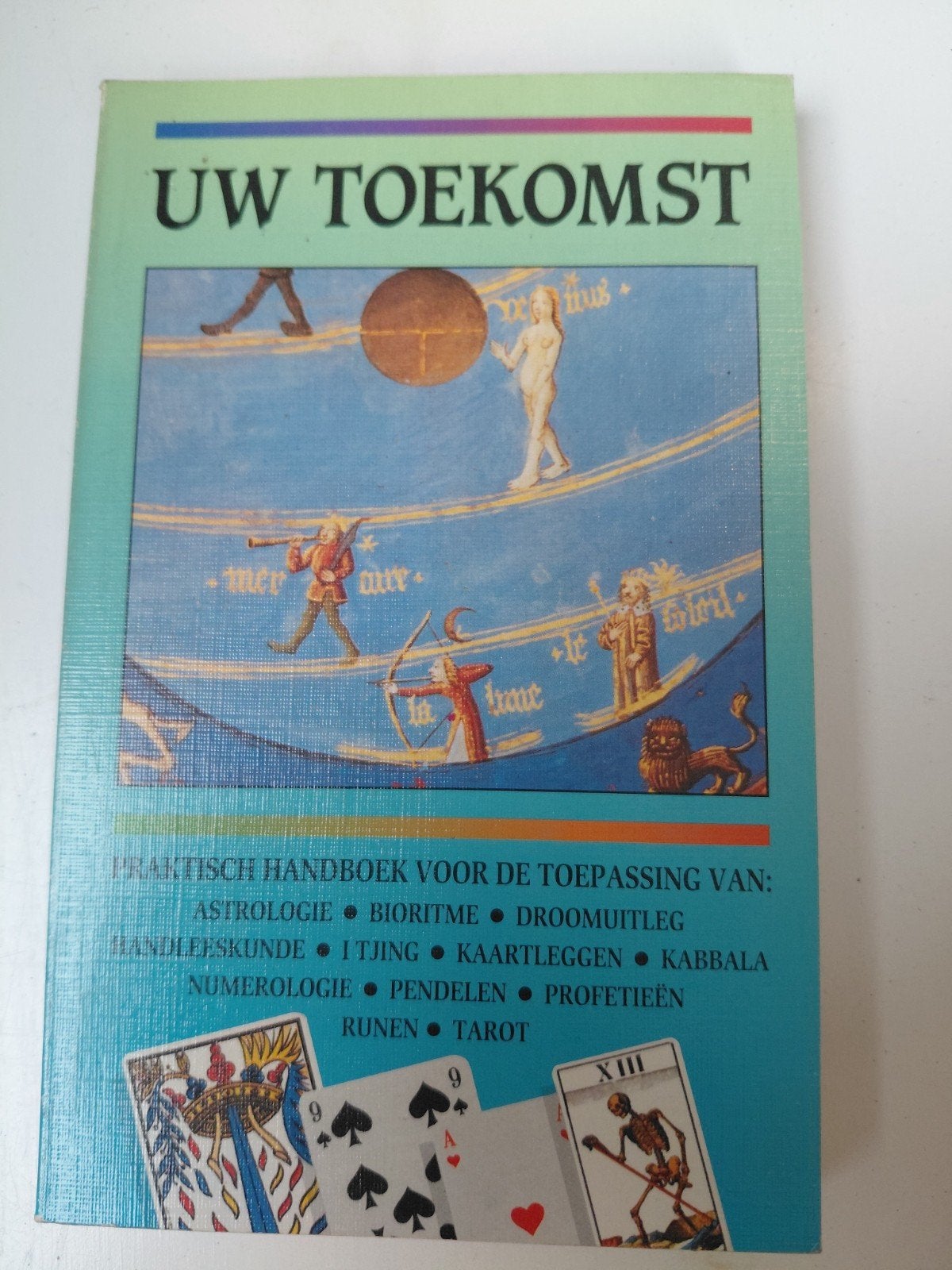 Uw Toekomst: Praktisch Handboek voor Astrologie & Meer, Boeken, Ophalen of Verzenden