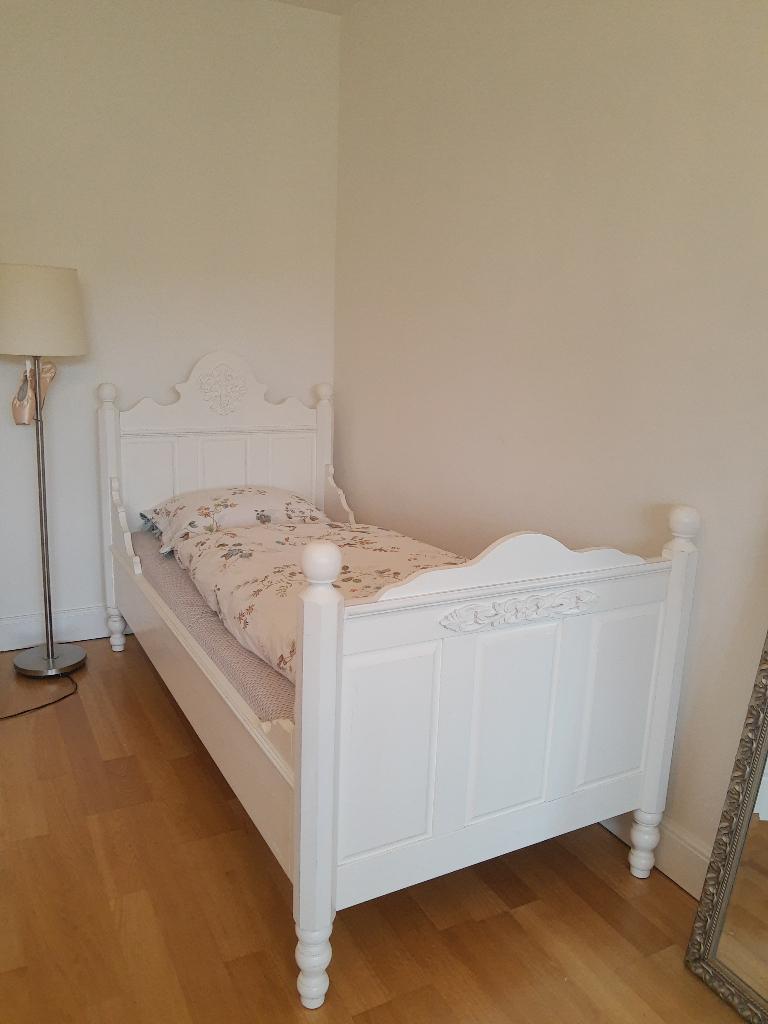Opsetims meisjes kinderbed 200cm + extra peuterbed 150cm, Ophalen, 85 tot 100 cm, Zo goed als nieuw, Lattenbodem