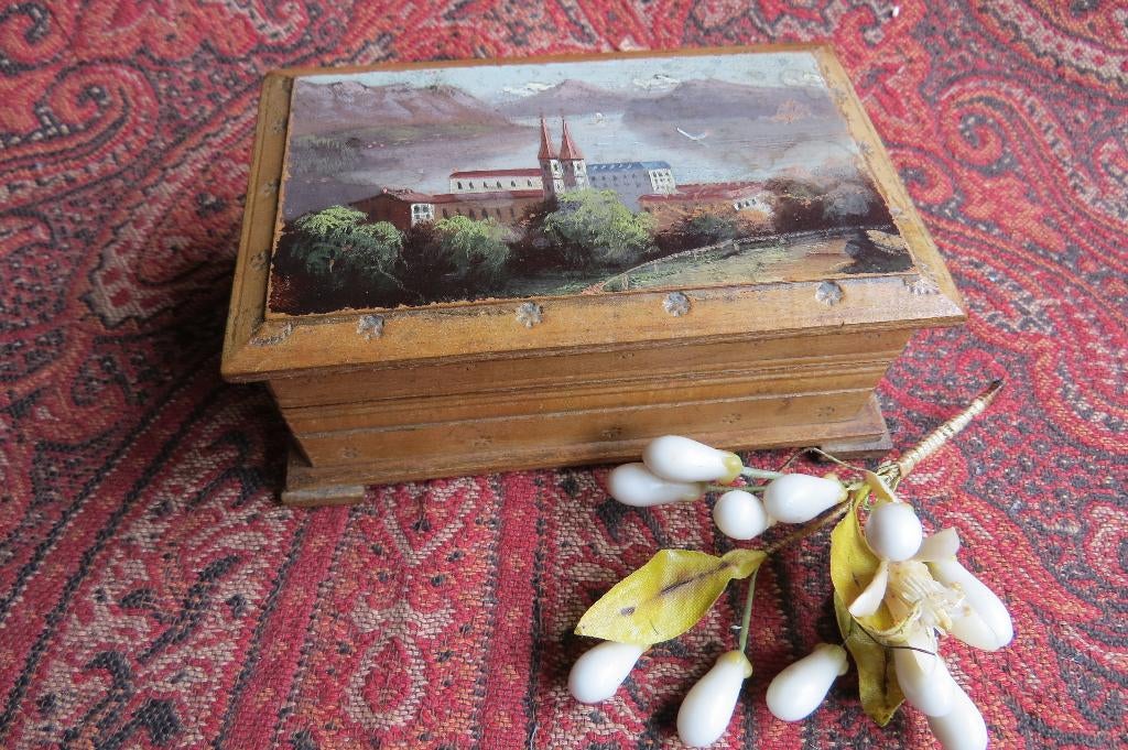 Antiek handbeschilderd houten snuisterijen doosje c.1885, Ophalen of Verzenden
