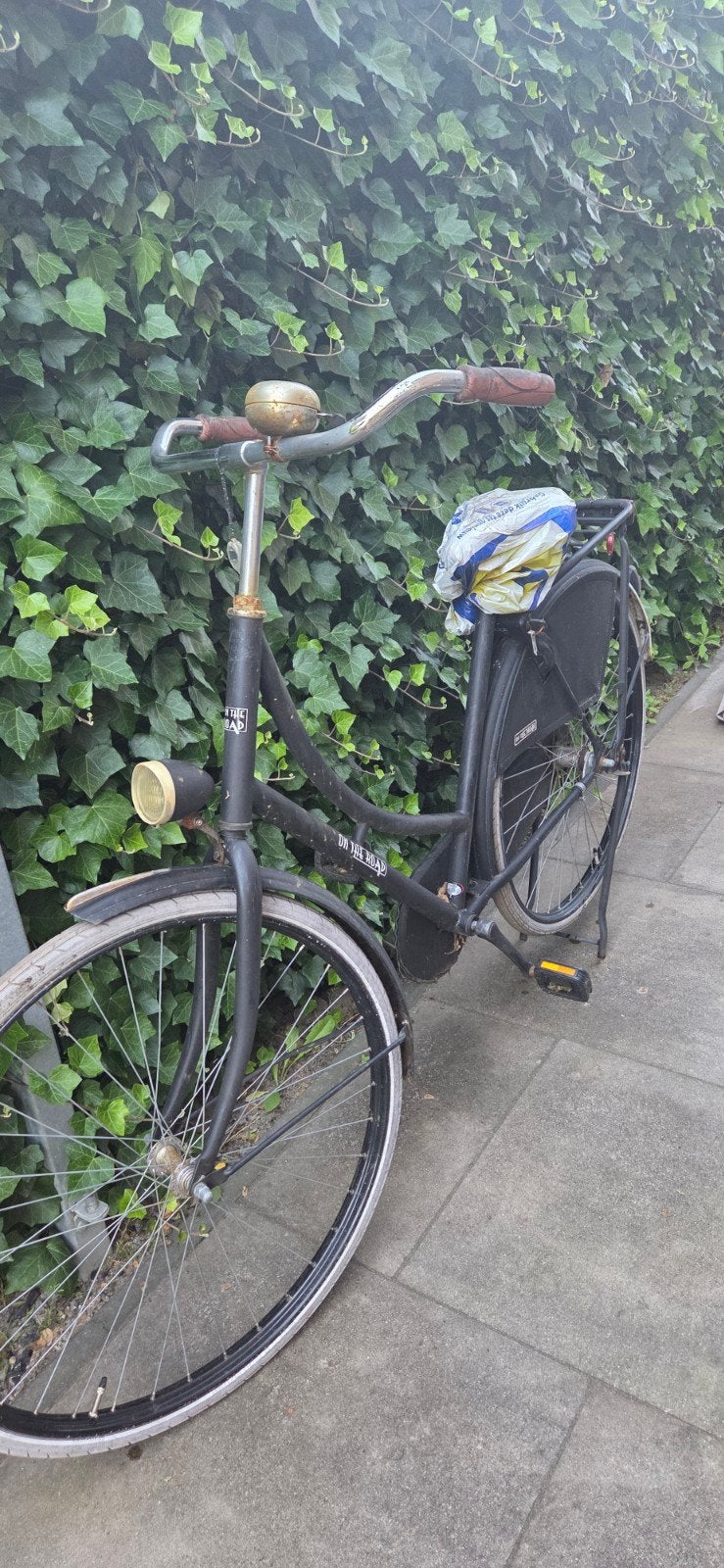 Dames fiets, Fietsen en Brommers, Fietsen | Dames | Damesfietsen, Ophalen of Verzenden, Gebruikt, Terugtraprem, Overige merken