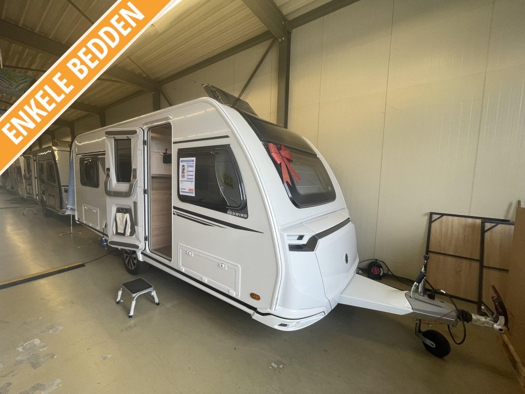 Knaus Sudwind Black Selection 540 UE +vloerverwarming+EcoPor, Rondzit, Tot en met 2, Bedrijf, 6 tot 7 meter