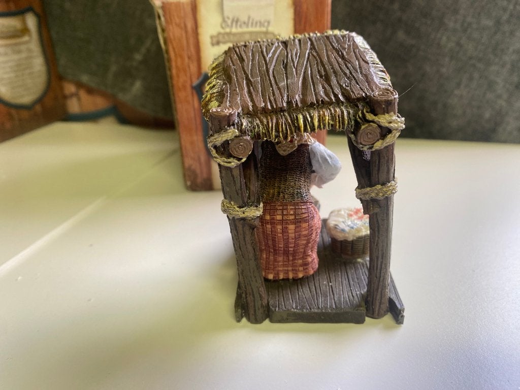 LuVille Efteling miniatuur Tobbelientje (Kabouterdorp), Verzamelen, Efteling, Info@efteling.com, Ophalen of Verzenden, Beeldje of Poppetje