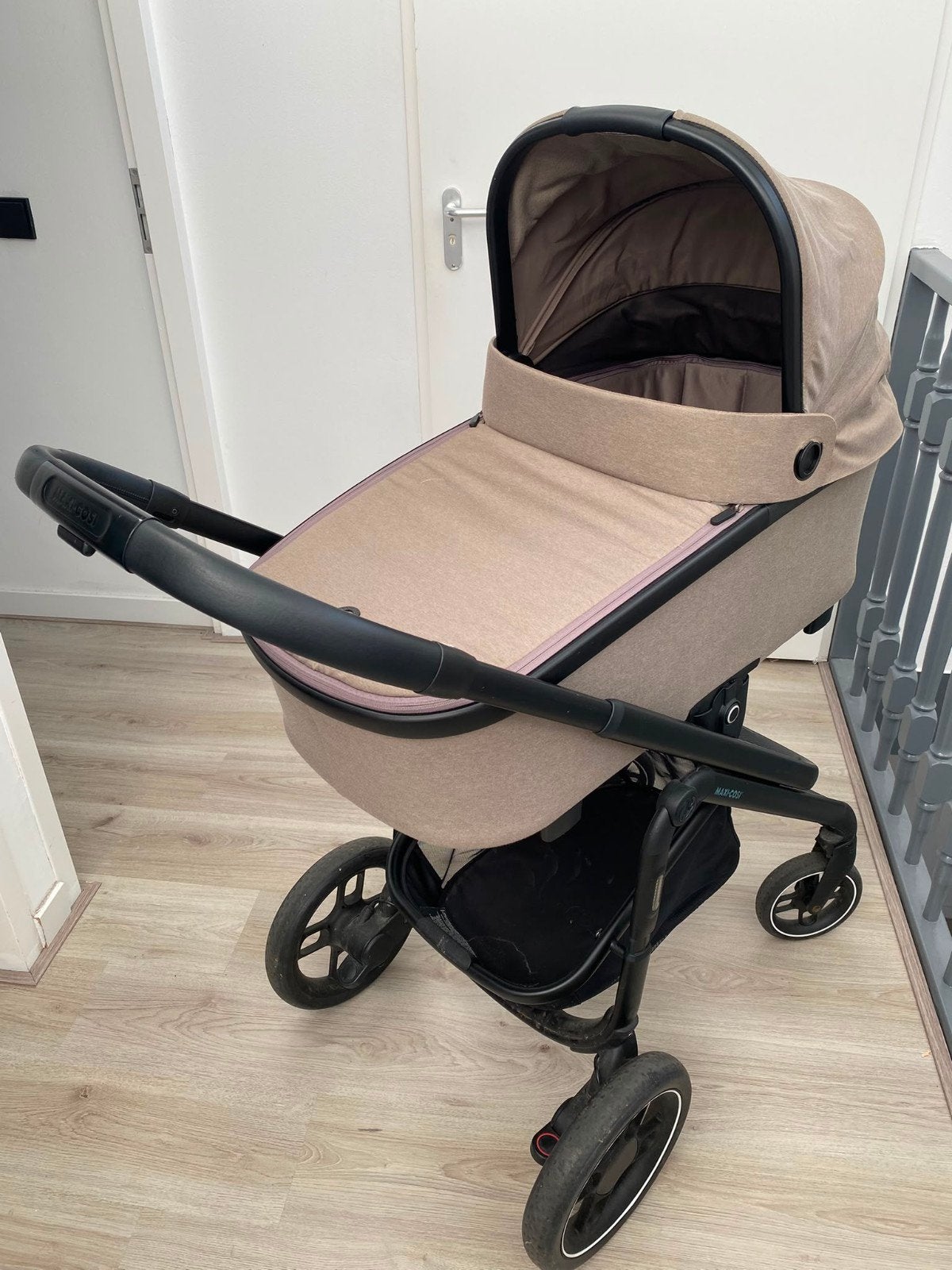 Maxi-Cosi kinderwagen 2 in 1 met buggy, Kinderen en Baby's, Kinderwagens en Combinaties, Ophalen, Gebruikt, Verstelbare duwstang