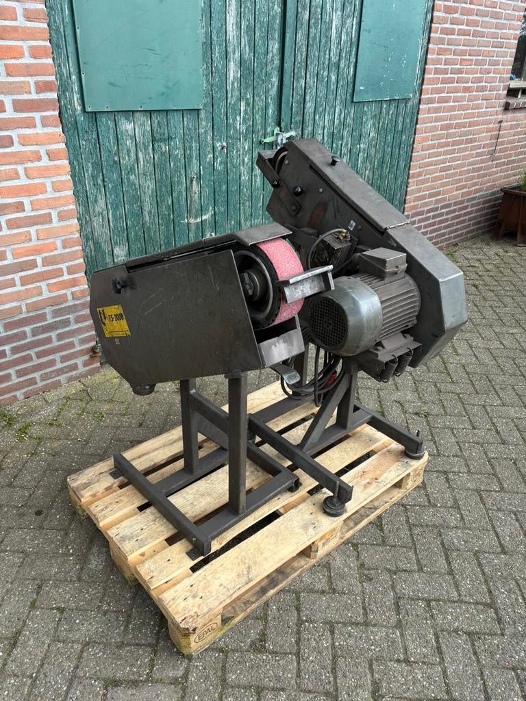 Bandschuurmachine industrieel Maskinteknik UM 75 200, Ophalen, Gebruikt, 600 tot 1200 watt, Bandschuurmachine