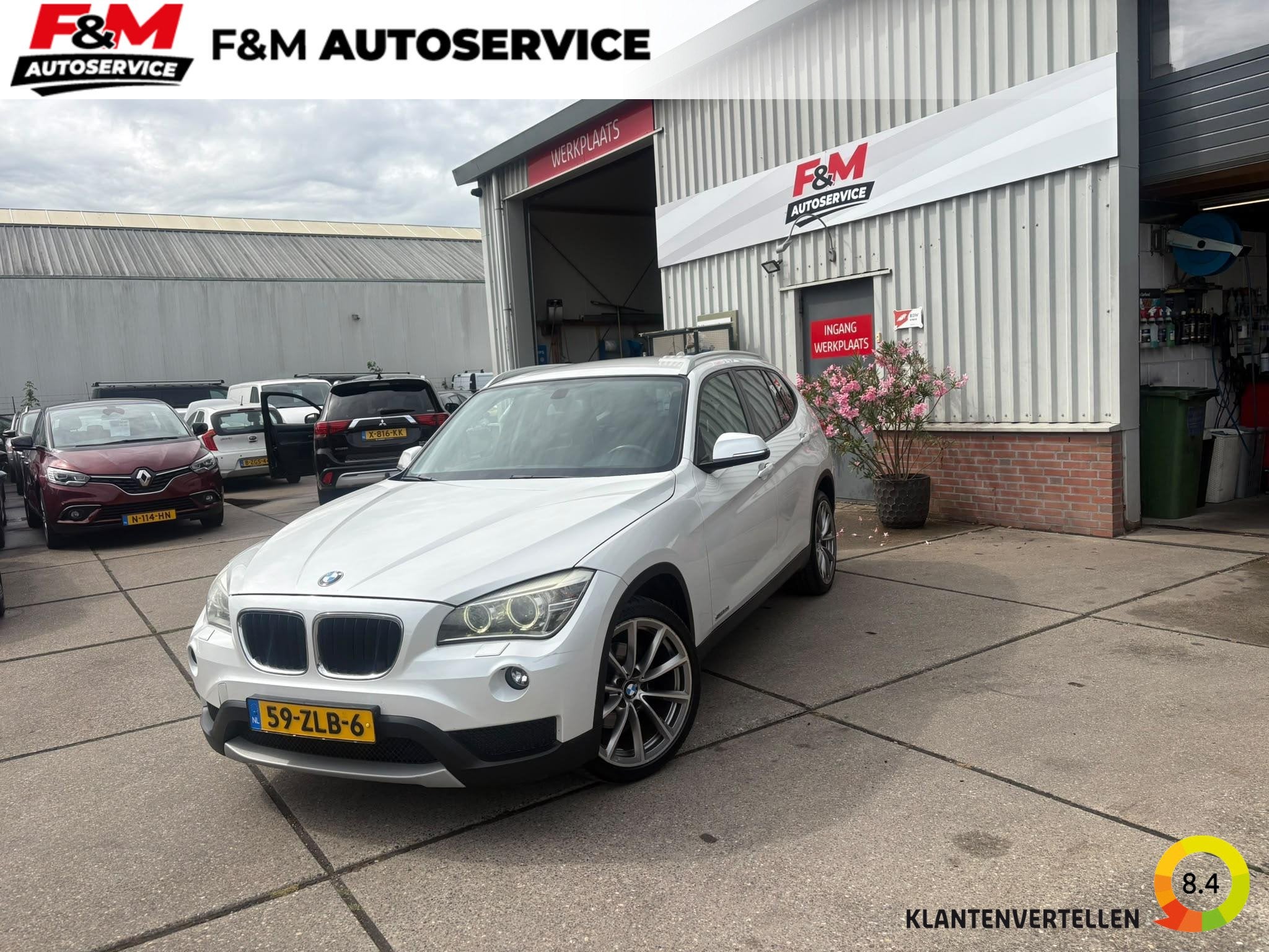 BMW X1 sDrive20i Upgrade Edition Nieuwe APK! Distributiekett, Euro 5, Zwart, 4 cilinders, Wit