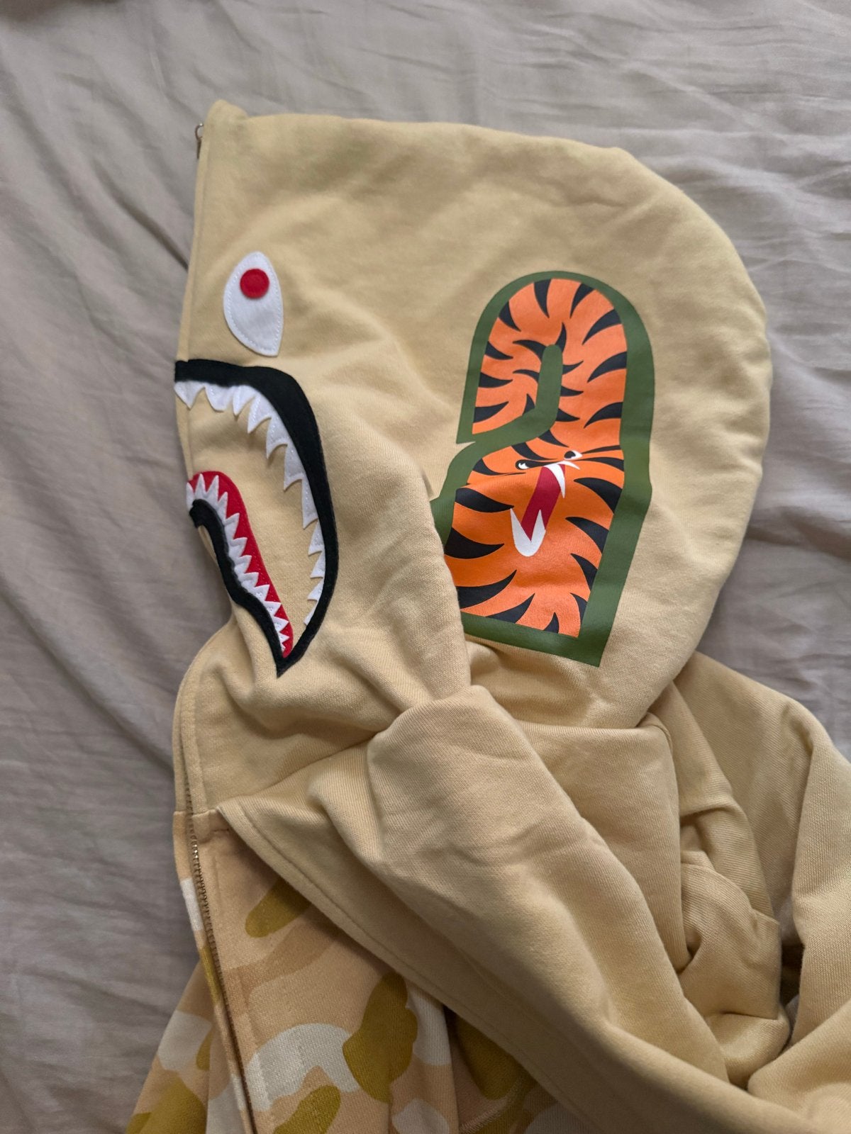 A Bathing Ape Shark Hoodie - Geel Camo - Maat XXL, Kleding | Heren, Ophalen of Verzenden, Nieuw