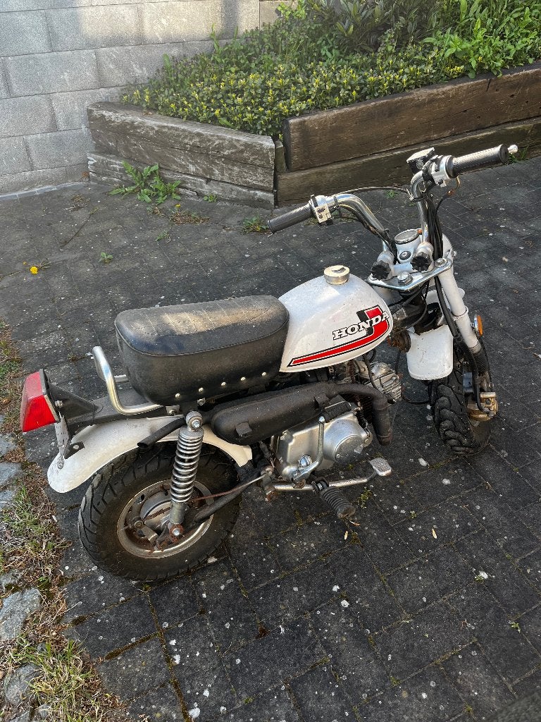 Zenhua Monkey / Dax, Ophalen, Gebruikt