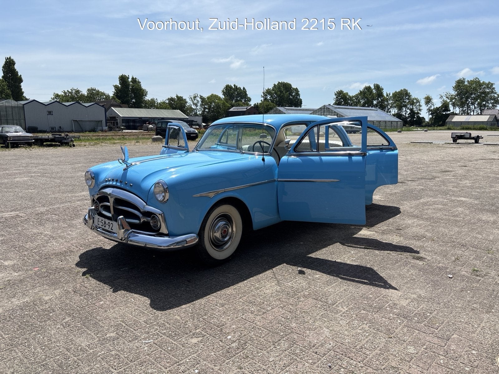 Trouwauto’s (oldtimers) met chauffeur te huur, Met chauffeur, Trouwauto