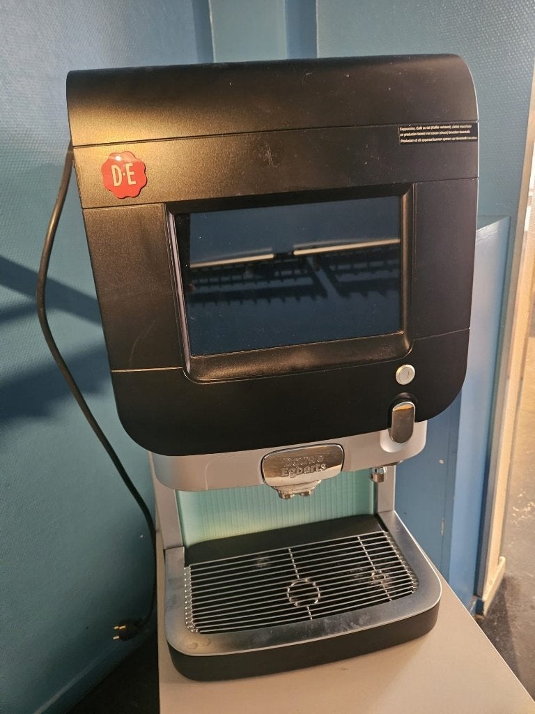 Koffiezetapparaat (groot/zakelijk gebruik) DE, 10 kopjes of meer, Ophalen, Gebruikt, Koffiemachine