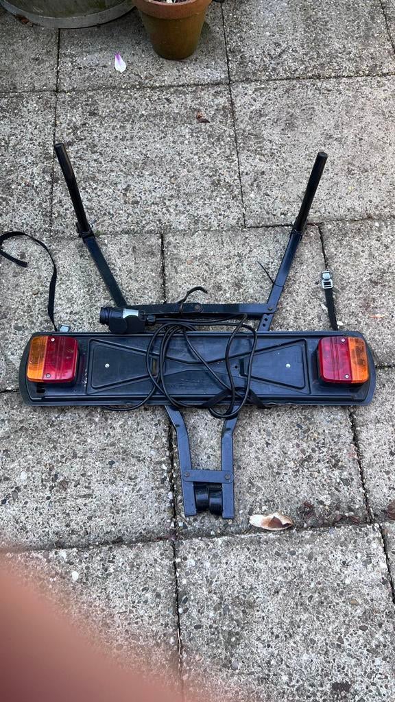 Simpele fietsendrager, Ophalen, 1 fiets, Gebruikt, Trekhaakdrager