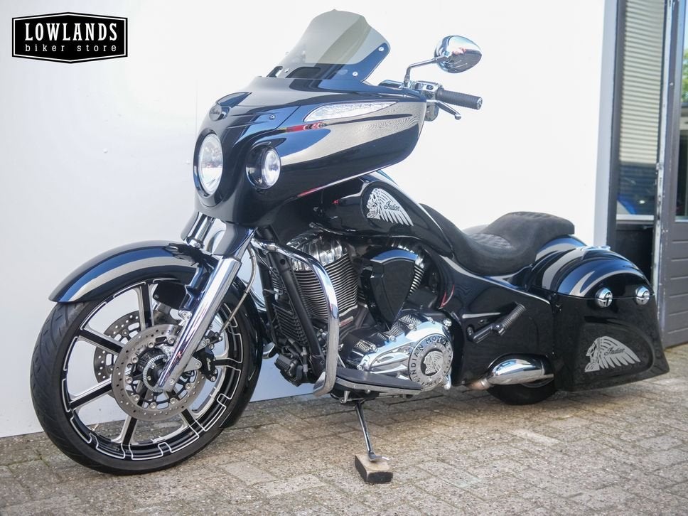 INDIAN MOTORCYCLE CHIEFTAIN BAGGER (bj 2015), Motoren, 2 cilinders, Onbekend, Meer dan 35 kW, 1811 cc