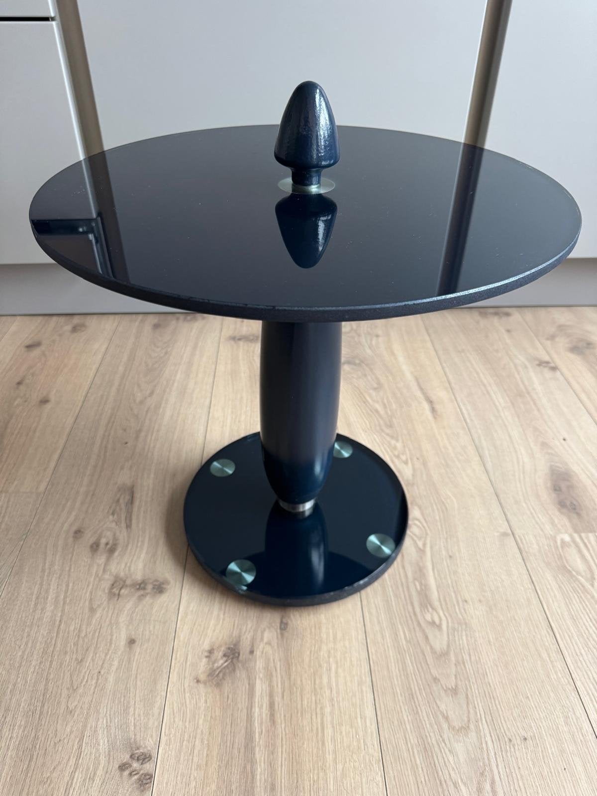 Leolux Zyga 552 design bijzettafel - Hugo de Ruiter, Huis en Inrichting, Minder dan 55 cm, Gebruikt, Rond, Glas