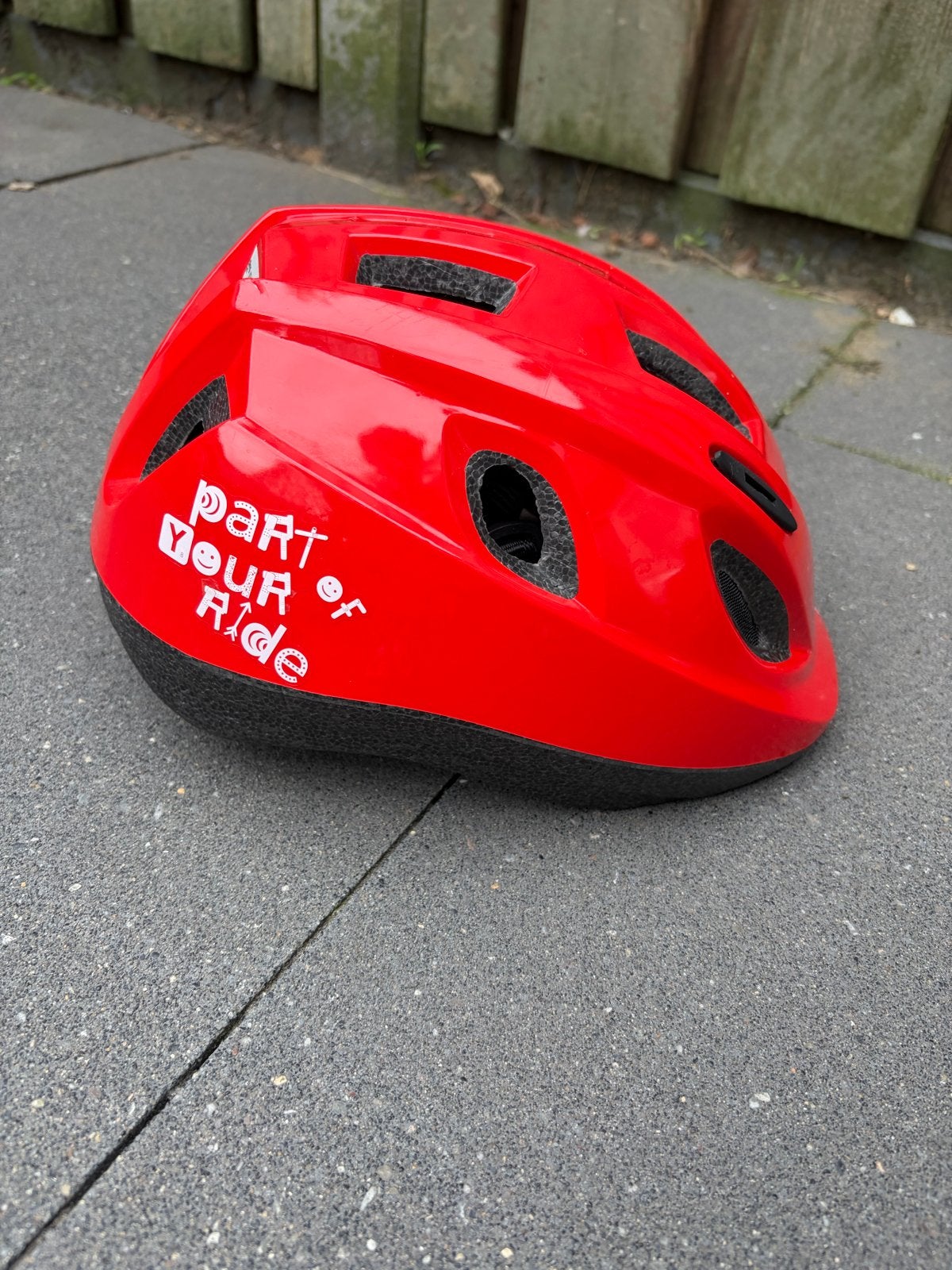 BBB Cycling BHE-37 Fietshelm Rood - Kinderhelm, Ophalen, Gebruikt, Overige maten, Jongen of Meisje